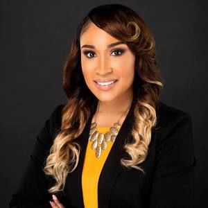 Meet your Posher, Jasmine